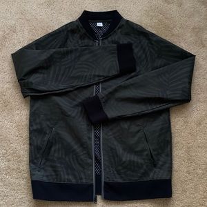 Old Navy Active Mens Jacket. Practically new. Sz M